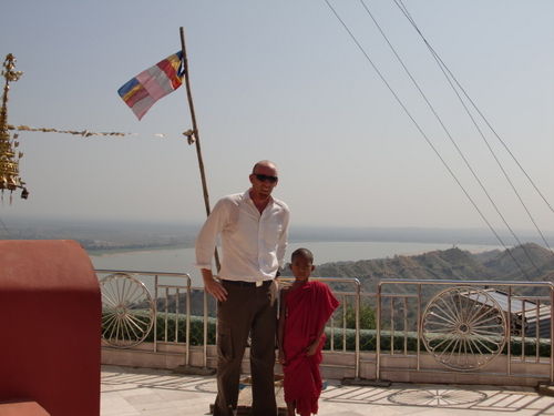 Native New Yorker, Adventurer, IB Examiner, School Accreditation Consultant. Asia