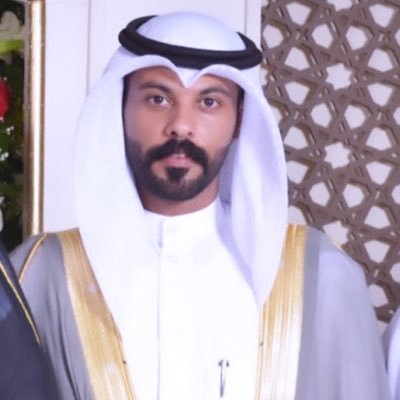 عندما يكون أعذب الشعر أكذبه يكون التعبير أصدق :) شاعر / جميع ما اكتب لي اللهم ارحم عبادك #عبدالله_خالد_بن_نعيره و #علي_حسين_بن_نعيره