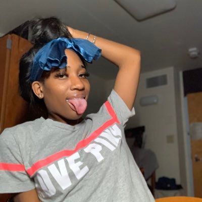Chanel 💋| VSTATE 🧪| #ST 🥶💤 ig @chanellvintage businesses @rawrealityco @iwinknminks