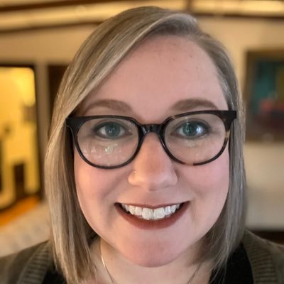 courtsusman's profile picture. I’m short.