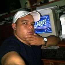 AlvaroP41891732's profile picture. 100% actitud positiva