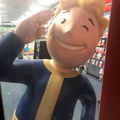 Gamer of the PlayStation/ dad / love god / trophies are cool that’s why I get them