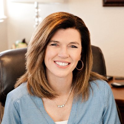 Caralee Frederic is owner of Principle Skills, which focuses on Gottman couples work & pro training. Other specialities include trauma & addiction.