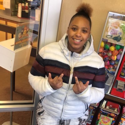 #Lesbian I Loveeee Bitches That's It That's All Just Follow Me & I'll Follow Back Sc: Theymoandestiny