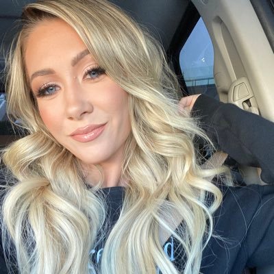 elle_ohhh_elle_'s profile picture. Exclusive content 👇🏻