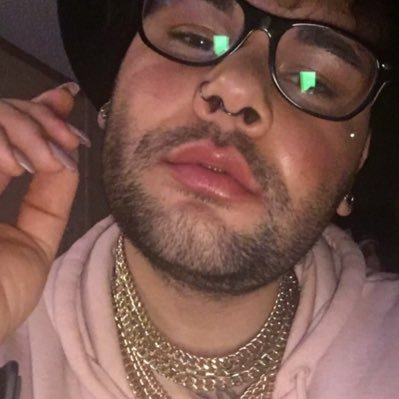 Joey132132's profile picture. Victoria 
tattoos
animals
makeup
drag
food
cheap wine