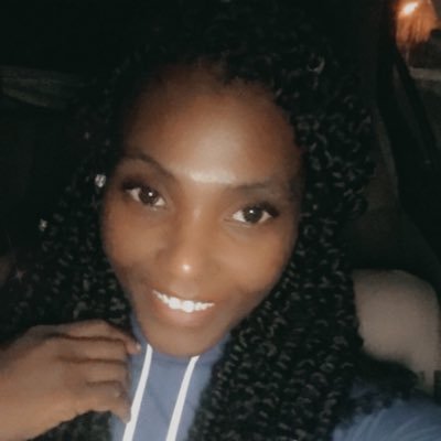 Im 26, a loving mother of 4, 5'3 and fun size😍😍😙😙#LLLick 💙#LLBaeBae💙💙💙 Add me on SC: LadyE4 FB: Etherine January