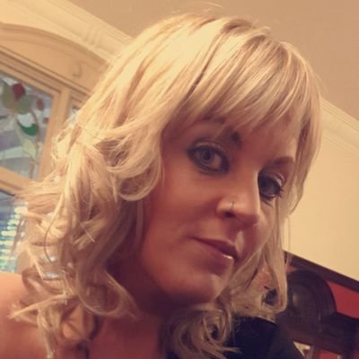 daynazhair's profile picture. proud to be a part of @the_bookfairies @bookfairies_uk