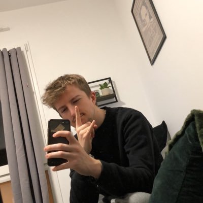 yolan_dsmrtns's profile picture. || crew x 4 fantastiques ||