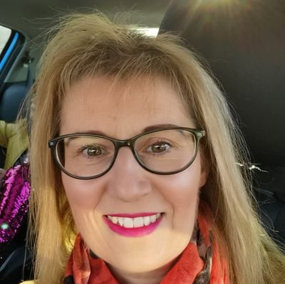 Jacsben1371's profile picture. Helping people make a better version of themselves