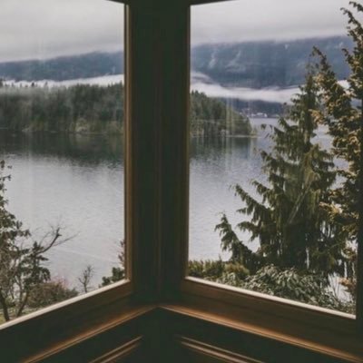 moon10mc's profile picture. 