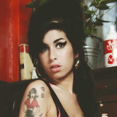 Official Amy Winehouse Account. Find Amy’s entire discography, including deep cuts, collaborations, features and more. #Frank20 💗🖤