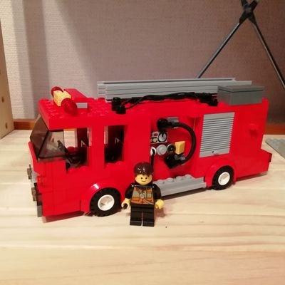#LEGO が大好きな高3です。
#緊急車両 #ミニカー #Chicagofire 
高校生の少ない財力で、趣味を楽しんでます！！