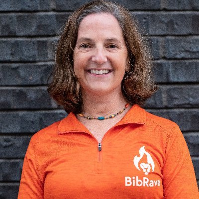 Marathoner mom 🧡 @BibRave Account Manager 🧡 26.2 x 34 140.6 x 1 Upcoming Races: ??? She/Her