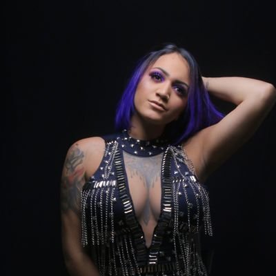 Jhenni Cris on Twitter: "Independente de sua essência, mantenha sua personalidade 😉…