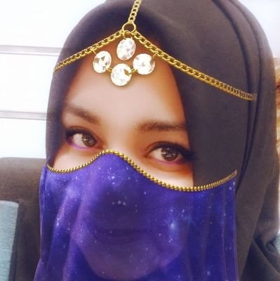 AShizni's profile picture. 