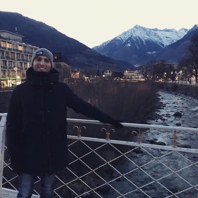 26. Salesforce Marketing Cloud Analyst. Love travelling instagram: londonandreams 👌🏻☀️ I love @rihanna and @juventusfc