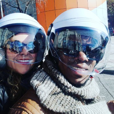 LolaFlorez11's profile picture. Consultora instituciones SM