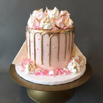 lisalaw51010788's profile picture. Cakes are my passion!