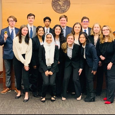 Official Twitter account of the Glenbard East Mock Trial team.
2nd place State Competition 2019