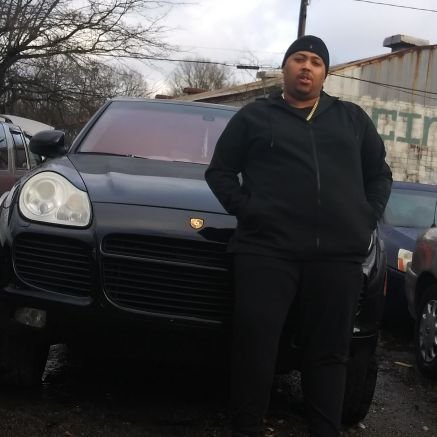 T, not Tee...don't add that ee. Ex-Hoe 🙊, Car Enthusiast, Businessman 📟 and avid BBW lover. Every move I make is with my sisters in mind. ❤️👼🏽👼🏼