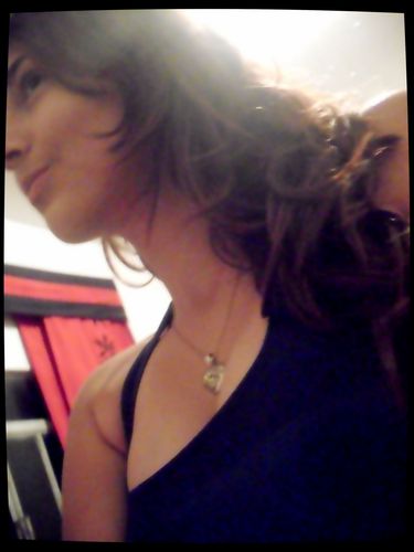 *--------*
