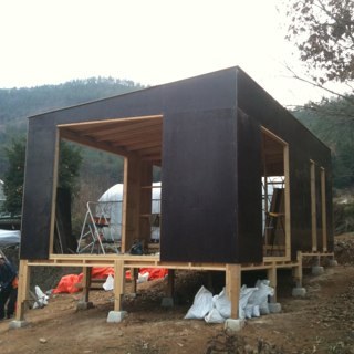 EasyTechLab's profile picture. 인간에 의한, 인간을 위한 세상 모든 적당기술을 연구하고 확산하기 위해 출판 등의 활동을 하ㅁ