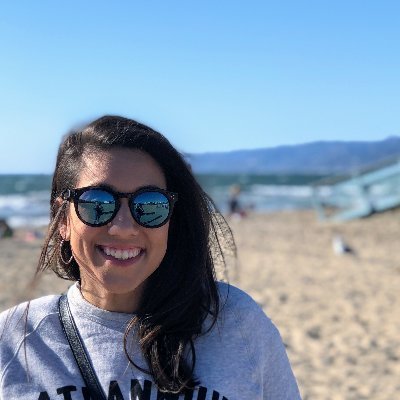 lawlzyen's profile picture. ⚡️ color the coast with your smile it’s the most genuine thing I’ve ever seen