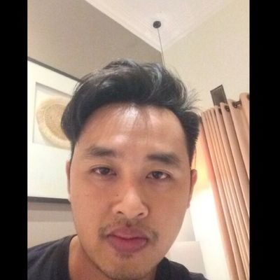 TrendyAntoro's profile picture. 