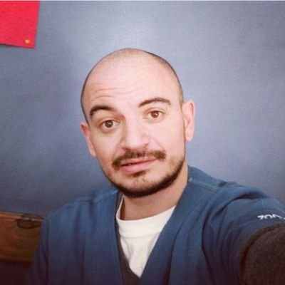 ferparisivet's profile picture. No creo en arco iris, prefiero la píldora roja.