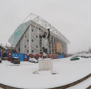 clutcher_09's profile picture. Irish dart throwing Leeds United supporter. Proud #TwtterWhite All views my own