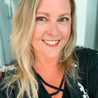 Emily Buss (@theemilyb) 's Twitter Profile Photo