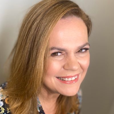 reneehuddo's profile picture. Tellybox cutter @60mins ✂️ 📺 ⏱ Marriage Celebrant 👩🏼‍💼💌                            Favourite Aunty ⭐️