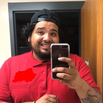 Hello my name is mauricio, im an aspiring photographer and many other things, im a singer(in the shower :p) i work, idk why I’m here 🤷🏽♂️