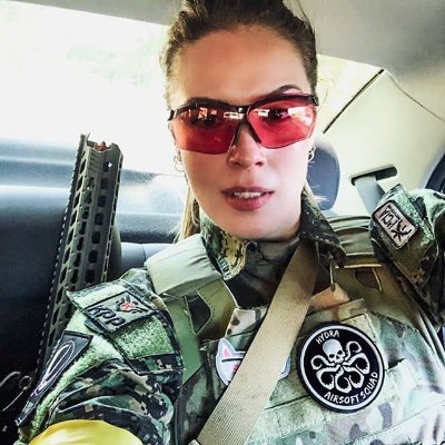 DiamondElizab11's profile picture. 