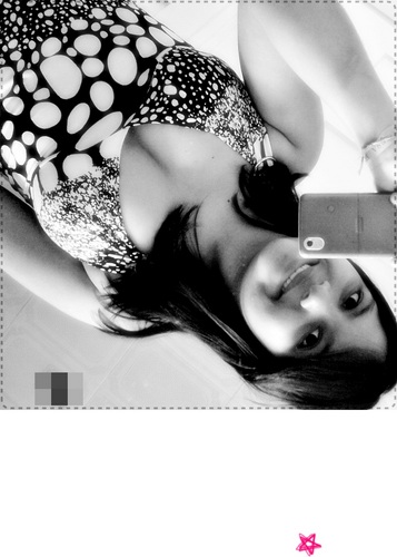 Hojε εstou fεliz por εstαr ondε εstou ε αmαnhᾶ nᾶo importα . Um momεnto bom vαlε mαis quε tudo.! ♪