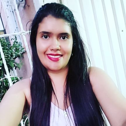 Odontóloga Unimag, temerosa de Dios y amo a mi flia.. orgullosamente Valduparense y Colombiana!! :) Te extraño YPDB & JACV