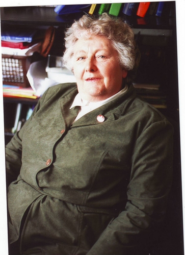 A dedicated writer, dilettante gardener and intermittant matriarch, occasionally casting my bread upon the waters of Babylon