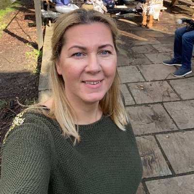 ICiechanowska's profile picture. ♥️Passionate about Merton
💜ART Gallery owner 
🧡Active Traveler
💛Entrepreneur with strong community bonds.
💚Zero Waste freak
💙Sustainable Life Lover