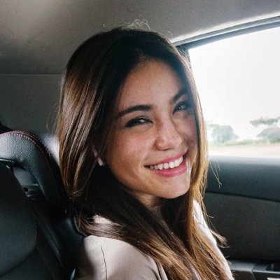 thehelenjones's profile picture. Content editor.