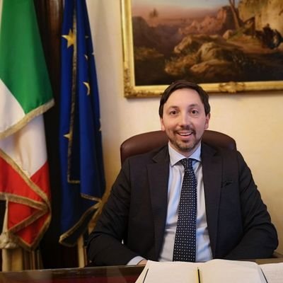 Attivista politico, già membro della Commissione Finanze Camera dei Deputati XVIII Leg.