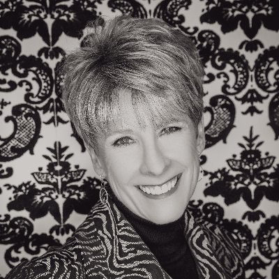 Dr_LoriSundberg's profile picture. President Kirkwood Community College, President Emeritus of Carl Sandburg College