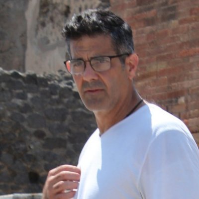 Intuitive Coach, Peak Performance, change agent, nlp, life is energy, make your move, try It On, be the change, move past your limitations, live now - now live.
