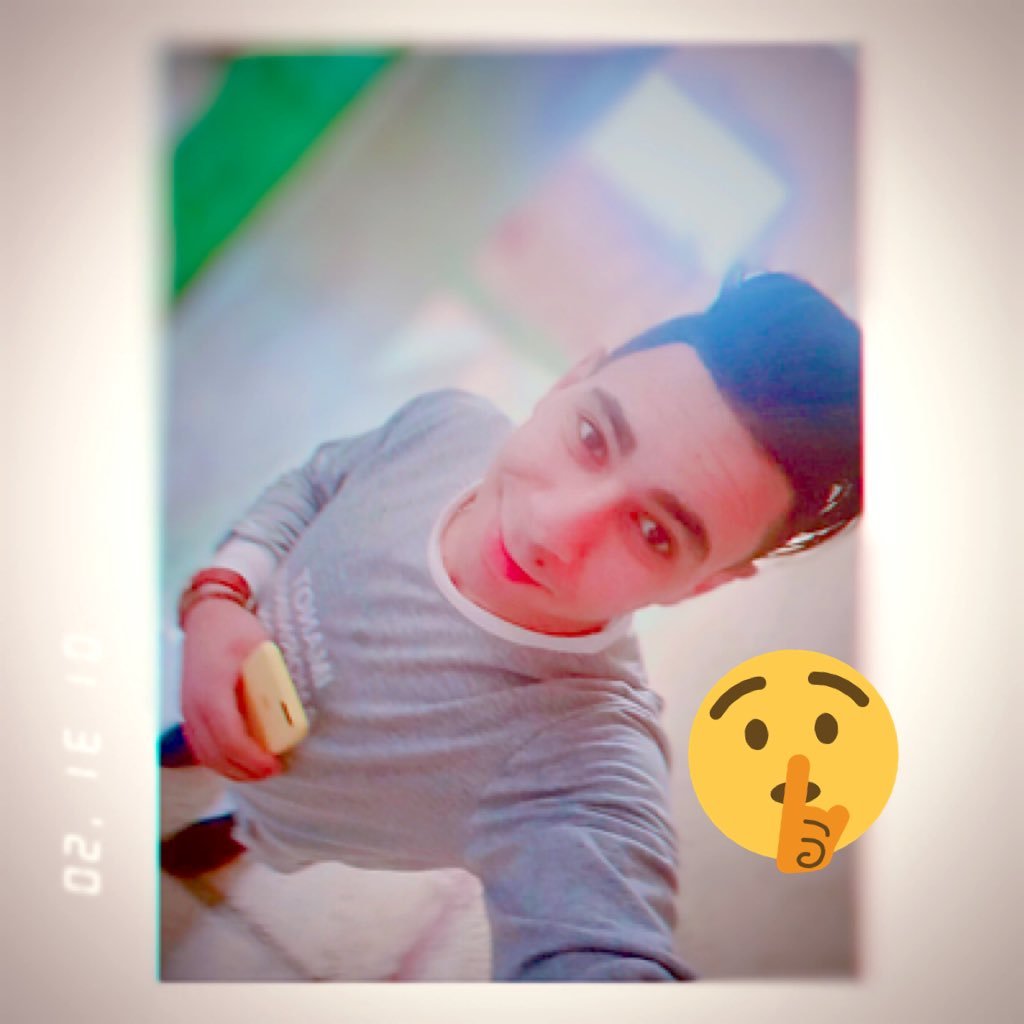 🌸❀❥❈┉┄*_ *_When you find the right person who makes you happy don t let himgo. ❤🙈_* *_عندٰماا تجٰد الشخص ٰالمناسٰب الذي يجعلگ سٰعيدااا ، لٰا تدعہٰ يرحٰل،❤🙈