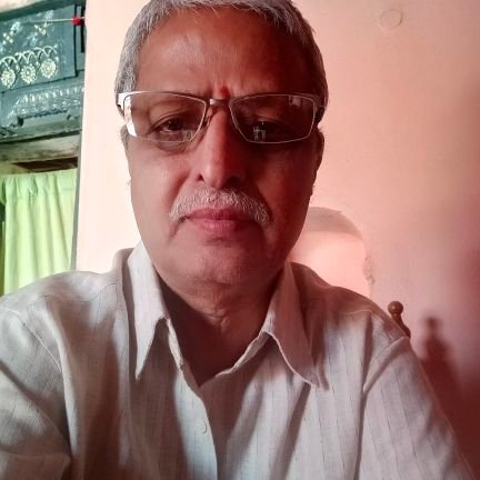 A simple man enjoys with family n friends. Making friends is my hobby. I respect everyone and wish to have the same for me.
देशभक्त और दवभक्तोंका स्वागत है.