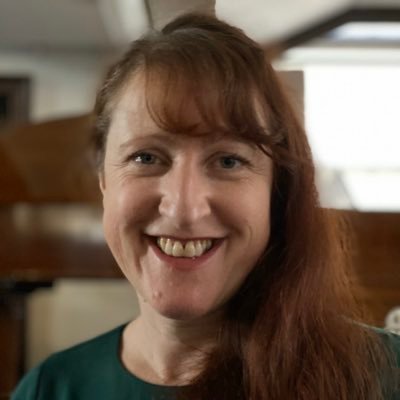 Christine Burness 💙 Profile