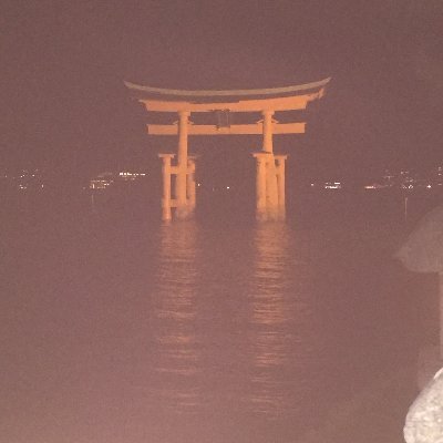 W0i3OejSzibmEcb's profile picture. サラリーマン 、バンドマン（Vo g) 曲は固定ポスト https://t.co/x4wpufcuyQ