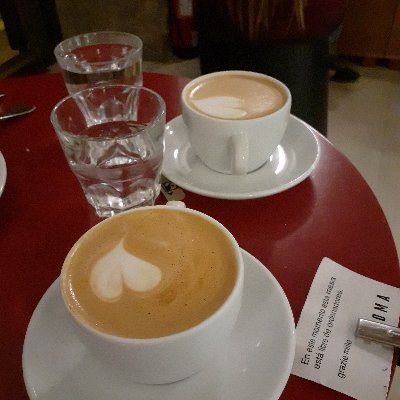 EsferaDyson's profile picture. Pero al final se mueve