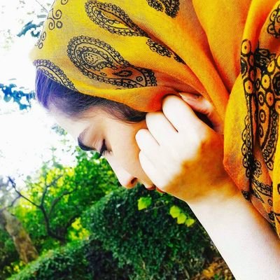 اونیکه از بچگی از شب خوابیدن وحشت داشته و خواب راحت آرزوشه.
زن شوهردار و بچه دار و دختر اول