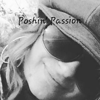 PoshinPassion's profile picture. 🇨🇦 Canadian Poshmark Closet - Women's & Men's Clothing & Accessories